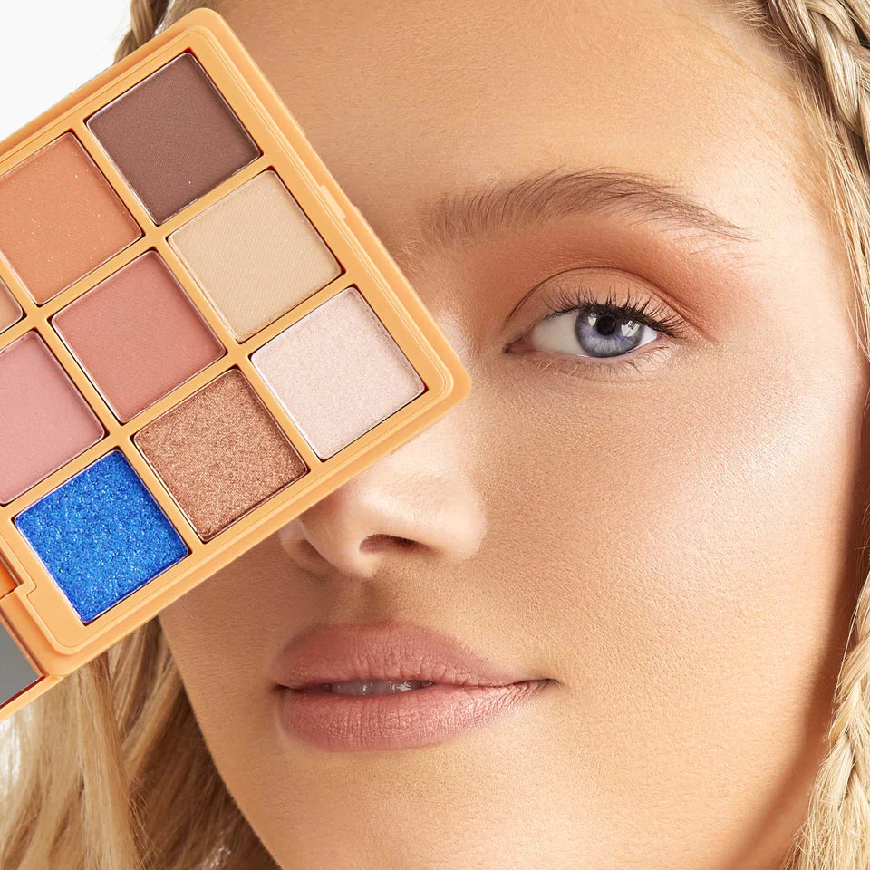 Poni Blue Eyes Eyeshadow Palette
