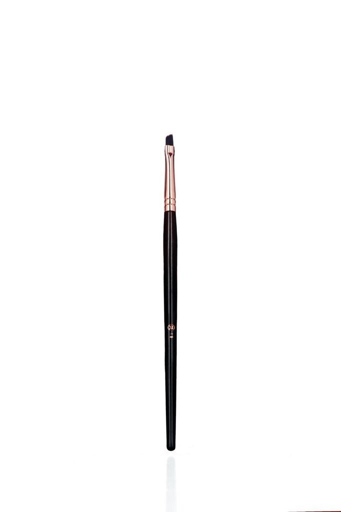 #1.9 Makeup Weapons Mini Angled Liner Brush