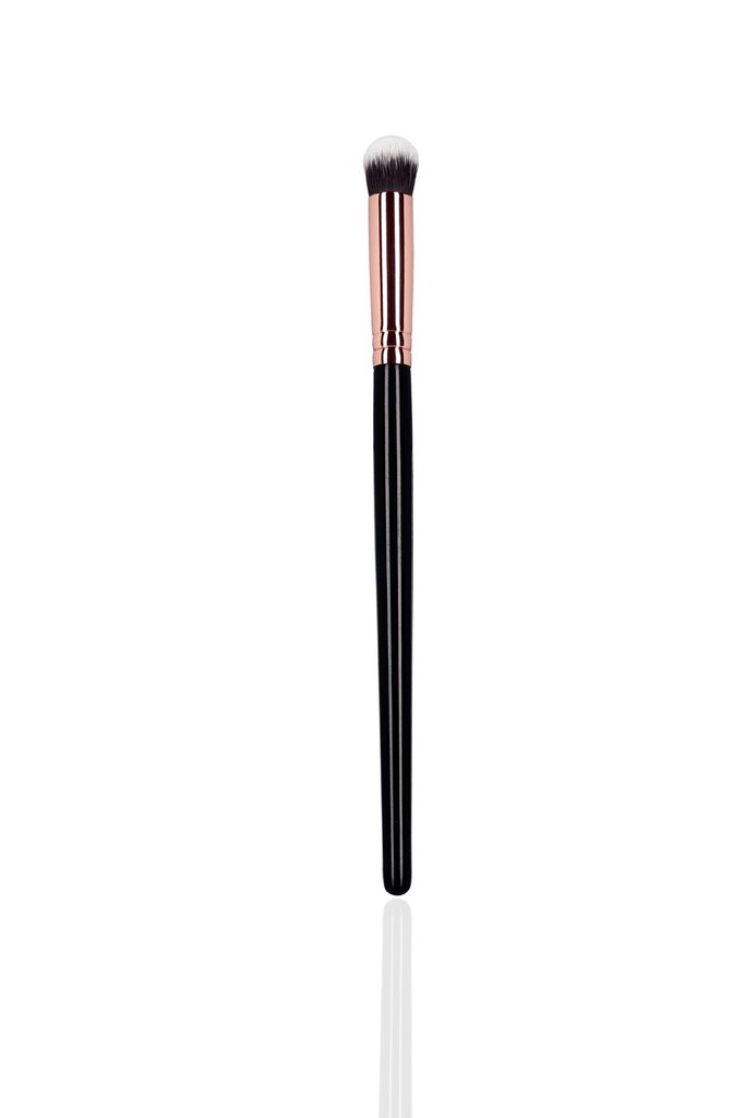 #1.14 Makeup Weapons Mini Dome Foundation Brush